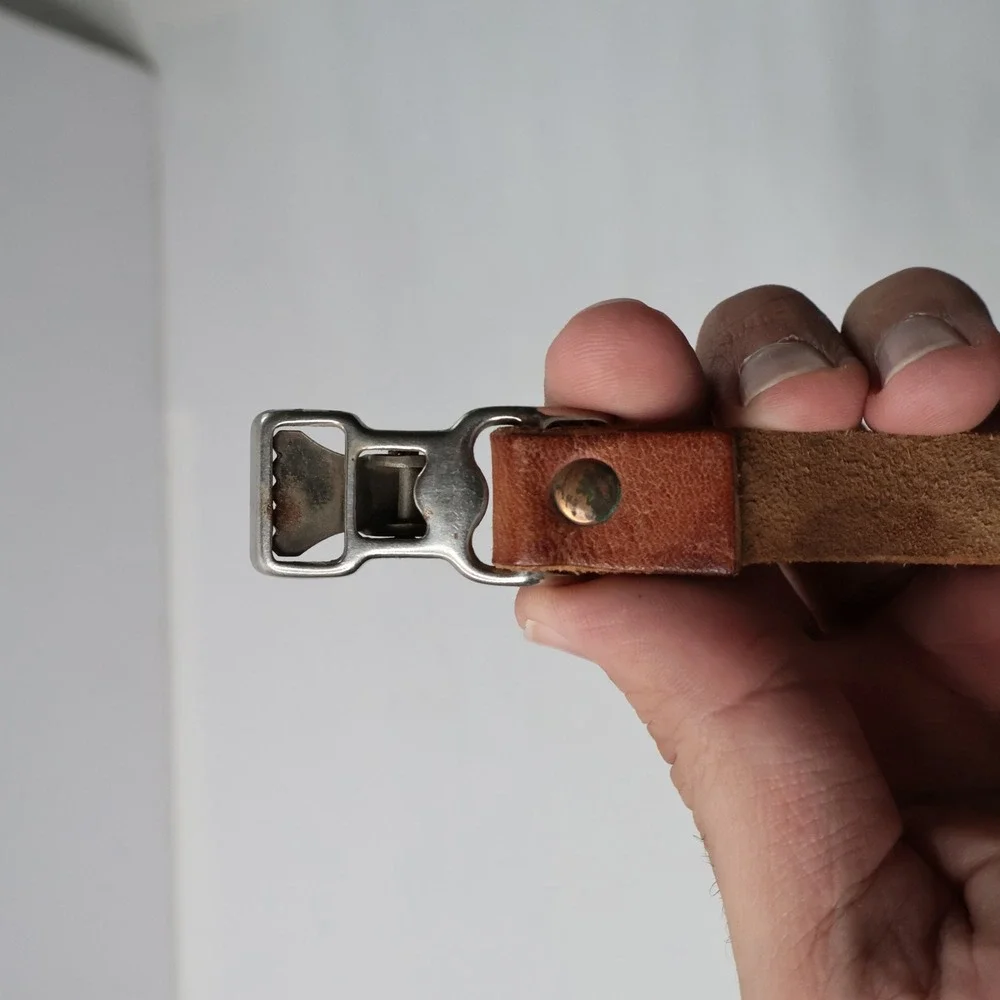 Vintage Brown Leather Strap with Metal Anchor Clip Utility Belt‎ Accessory 22in